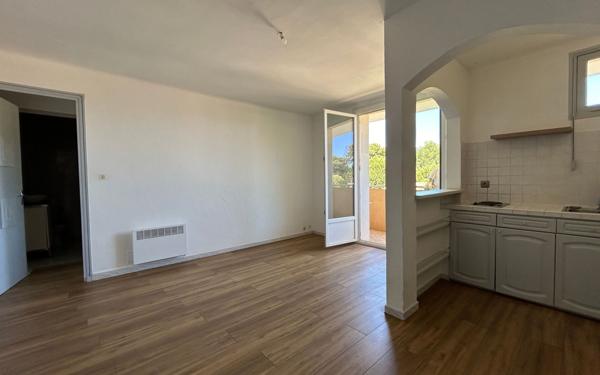 Appartement à vendre    2 pièces • 32,57 m2 La Seyne-sur-Mer