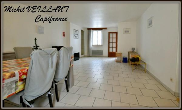 Maison à vendre 4 pièces MOULINS (03), garage, 2 chambres, patio