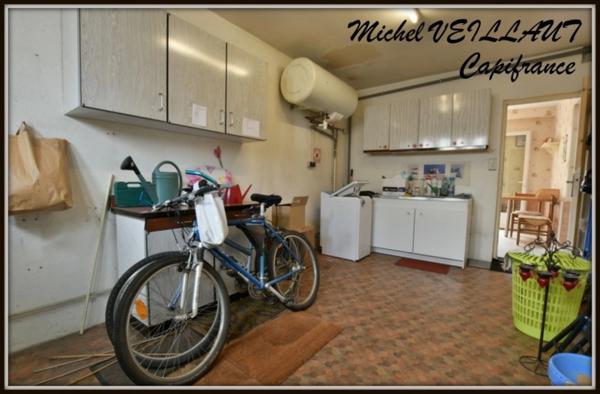 Maison à vendre 4 pièces MOULINS (03), garage, 2 chambres, patio
