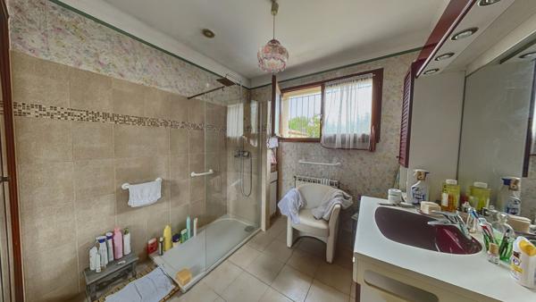 Achat maison Rognonas - 5 pièce(s) - 183 m² - 590 000 €