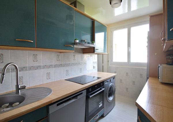 Appartement familial - Centre-ville - proche écoles ! €229 000 ** - Référence 26-3881