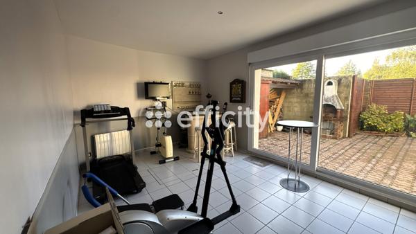 Maison 7 pièces - 255 m² Exclusivité efficity