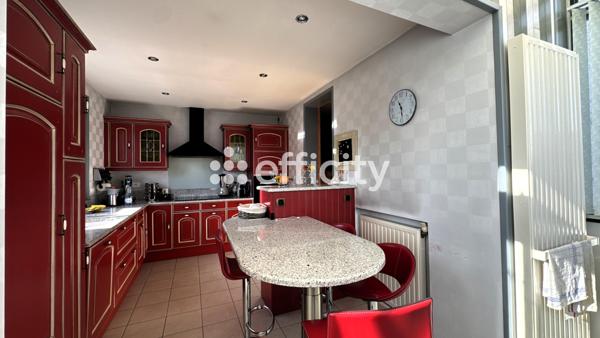 Maison 7 pièces - 255 m² Exclusivité efficity