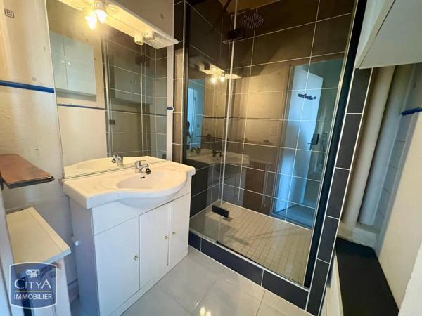 Appartement à louer 3 pièces 65m²