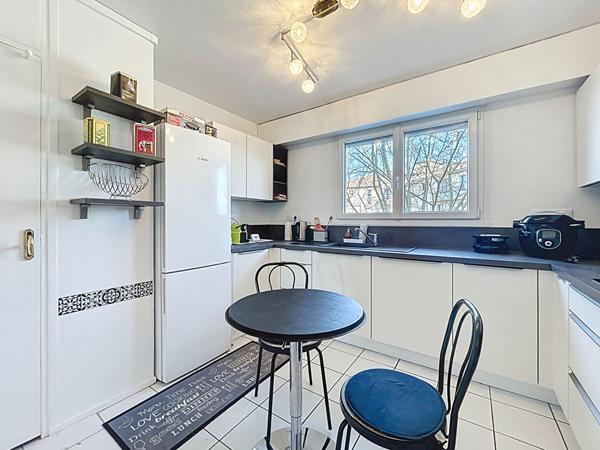 Appartement Metz 3 pièces - 61 m2 - 1 chambre - 2 balcons - 1 garage privatif - 1 cave