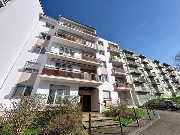 Appartement Metz 3 pièces - 61 m2 - 1 chambre - 2 balcons - 1 garage privatif - 1 cave