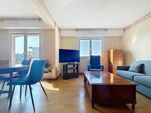 Appartement Metz 3 pièces - 61 m2 - 1 chambre - 2 balcons - 1 garage privatif - 1 cave