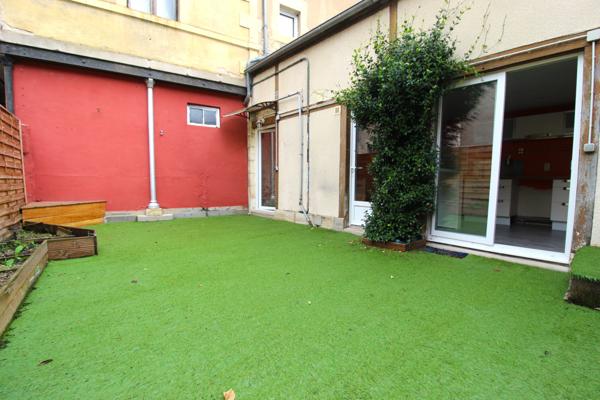 Nevers (58000) Maison de ville avec cour intérieure – Nevers centre-ville