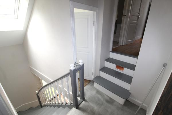 Nevers (58000) Maison de ville avec cour intérieure – Nevers centre-ville