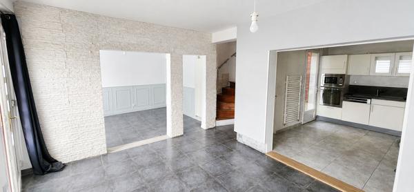 Bergerac | Maison de ville entièrement rénovée avec 4 chambres, dressing et terrasse