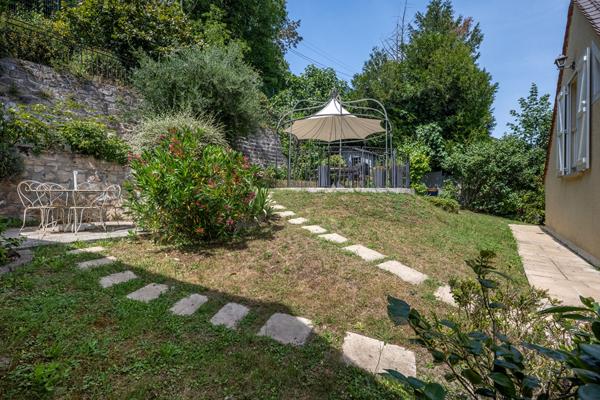 MAGNIFIQUE MAISON SECTEUR PAVILLONNAIRE !
