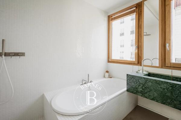 Paris 18ème, Appartement 2 Chambres -  67 m² à vendre