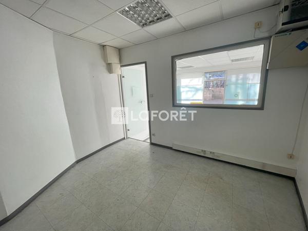Location local commercial Pamiers - 1 pièce(s) - 26 m² - 400 €/mois