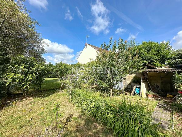 Maison Vert Saint Denis 5 pièce(s) 87 m2, 3 chambres, sous-sol, garage