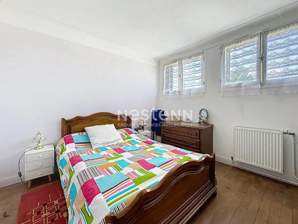 Maison Vert Saint Denis 5 pièce(s) 87 m2, 3 chambres, sous-sol, garage