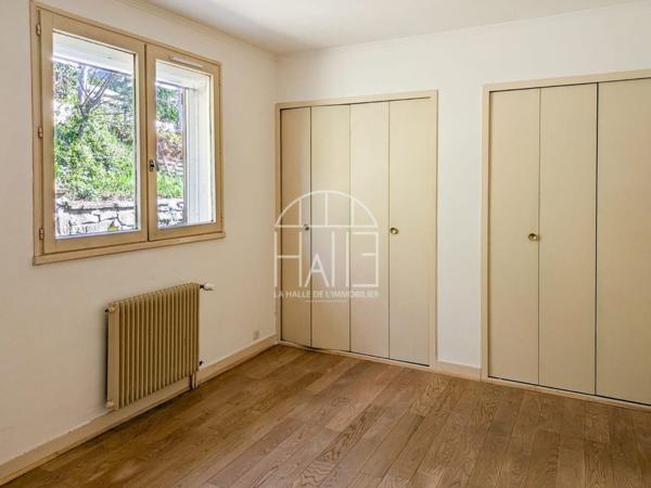 Maison 6 pièces - 150 m² Exclusivité efficity