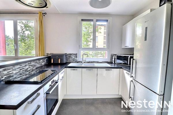 A SAINTE GENEVIÈVE DES BOIS, APPARTEMENT T4 AVEC 2 CHAMBRES, BALCON, CAVE ET BOX.