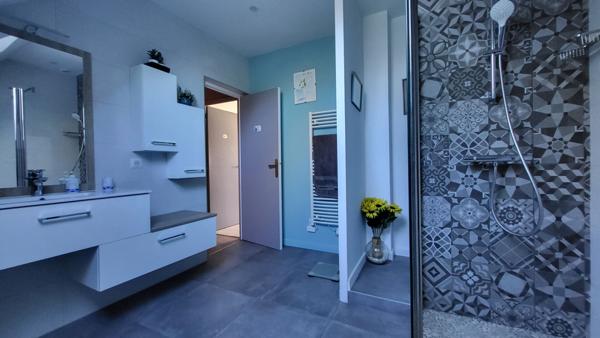 Maison familiale 149 m² ? Vie de plain-pied ? Terrain 1 374 m² ? Au coeur du Planty