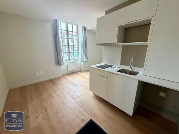 Appartement à louer 1 pièce 19.24m²