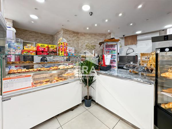 MURS COMMERCIAUX LOUÉS 100m2 13004 Marseille