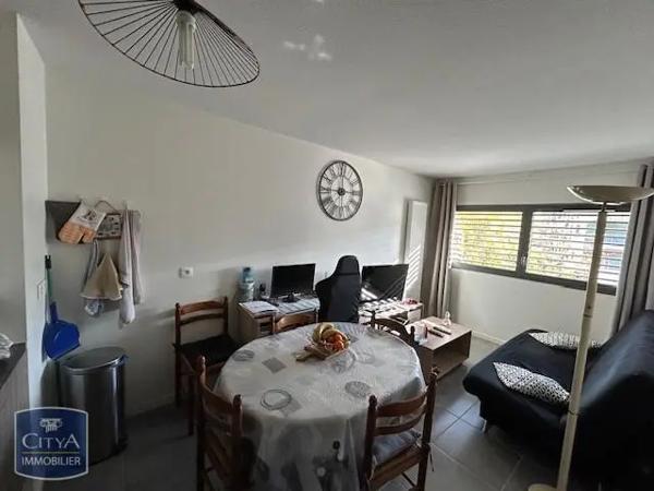 Appartement à louer 1 pièce 35.42m²