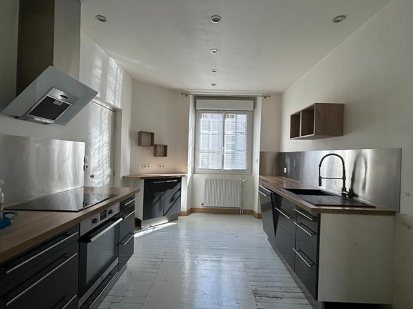 Maison - 5 pièces - 101 m²