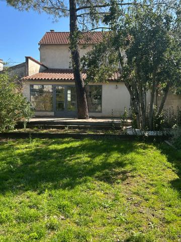 Maison - 5 pièces - 101 m²