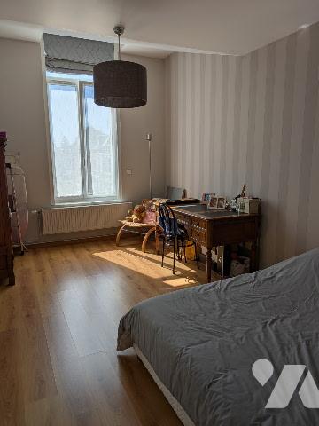 CENTRE-VILLE SAINT-QUENTIN, APPARTEMENT TYPE 4 AVEC ASCENSEUR ET PLACE DE PARKING