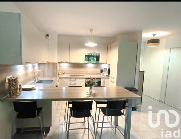 Appartement 3 pièces de 68 m² à Ville-la-Grand (74100)