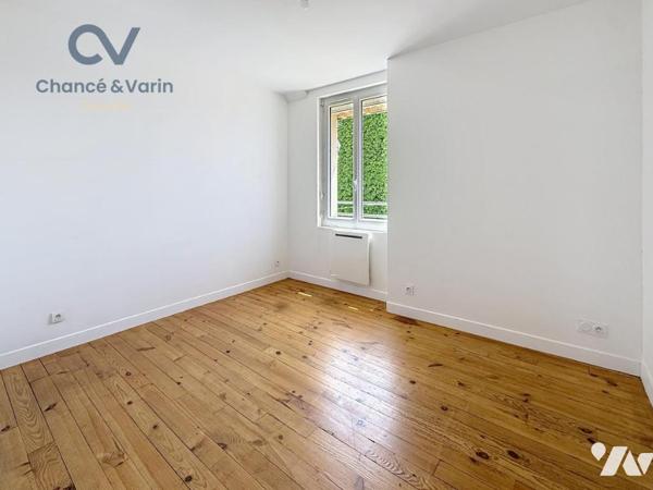LISIEUX Immeuble complet 1 local commercial et 2 appartements