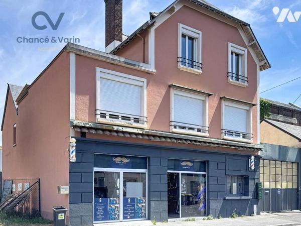 LISIEUX Immeuble complet 1 local commercial et 2 appartements