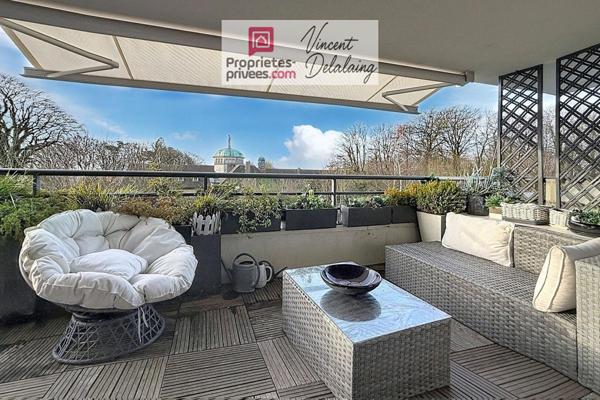 Grand appartement T3 de standing avec terrasse