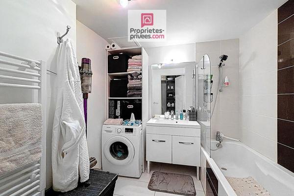 Grand appartement T3 de standing avec terrasse