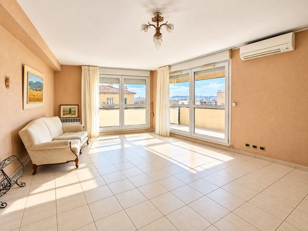 Grand T3 - Le Camas - Terrasse 15 m² - Parking - Vue dégagée