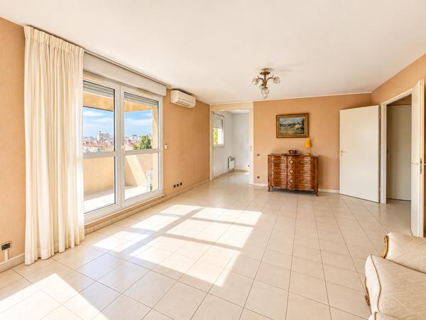 Grand T3 - Le Camas - Terrasse 15 m² - Parking - Vue dégagée