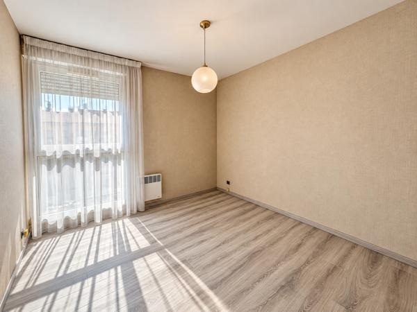 Grand T3 - Le Camas - Terrasse 15 m² - Parking - Vue dégagée