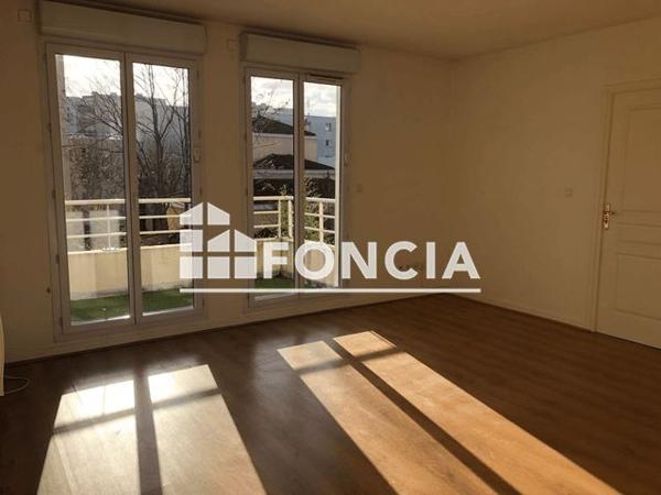 Location Appartement 4 pièces 85.04 m² - 20 RUE JEANNE D'ARC Lyon 69003