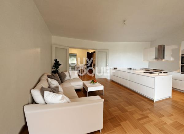 Appartement T2 de 69 m2 avec terrasse de 10M2 piscine tennis gardien parking cave