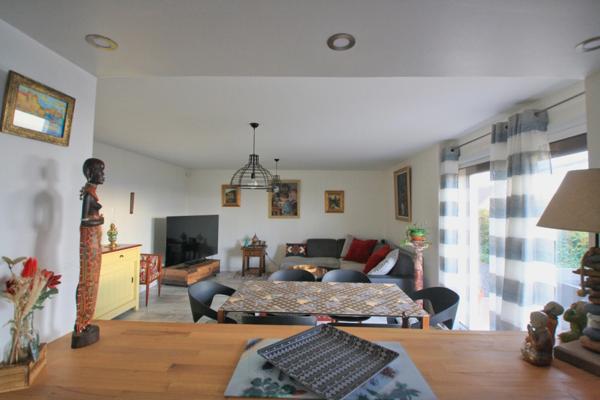 Longère entièrement rénovée, 3 chambres.