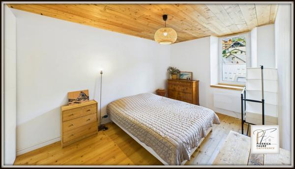 Appartement en duplex rénové, Briançon Centre-ville