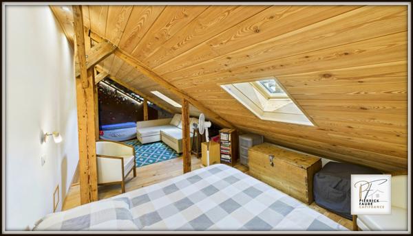 Appartement en duplex rénové, Briançon Centre-ville