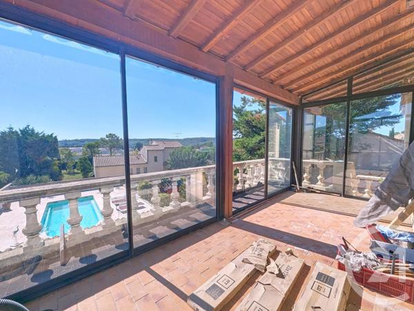 Appartement F7 à vendre  7 pièces - 214,80 m2 SOMMIERES - 30