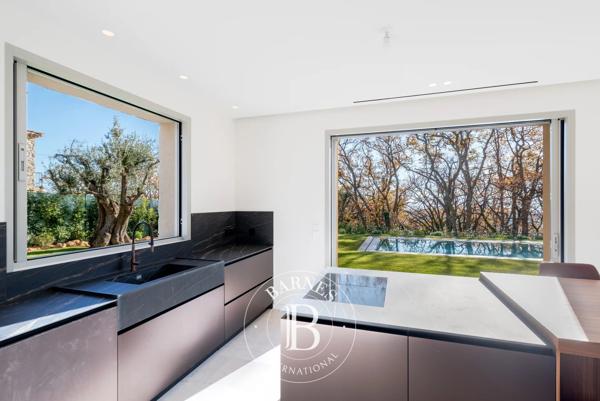 Vence, Villa 4 Chambres -  180 m² à vendre