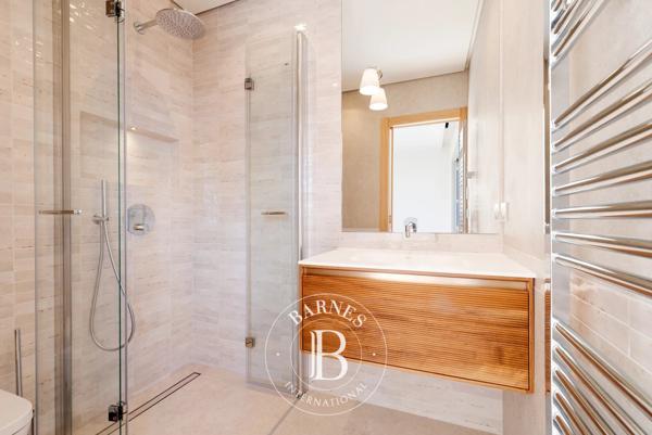 Vence, Villa 4 Chambres -  180 m² à vendre