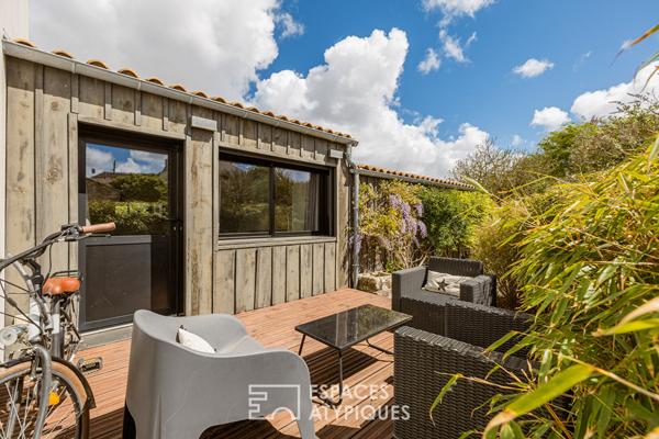 Contemporaine de caractère née d’un ancien chai avec vue contemplative