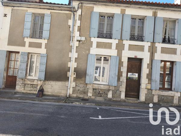 Maison à vendre 6 pièces 107 m² Coteaux-du-Blanzacais