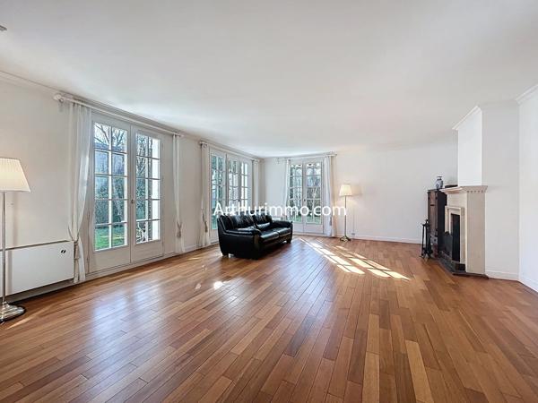 Vente Maison 7 pièces 168 m2 à Villecresnes