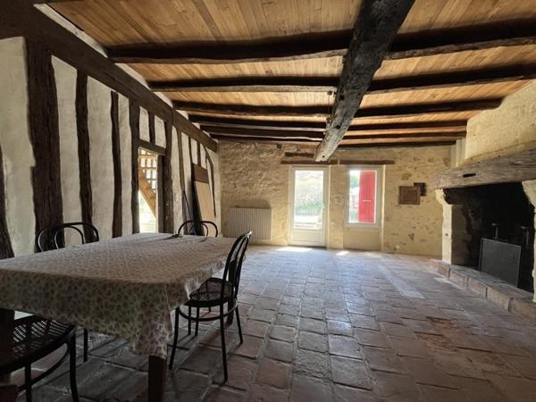 Maison à louer 800 € CC St-Médard-de-Mussidan 3 p 78 m² DPE D