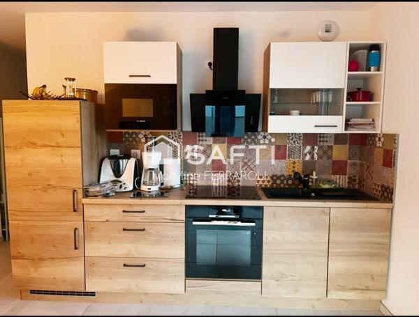 Appartement F2 NEUF, cuisine équipée, balcon, garage