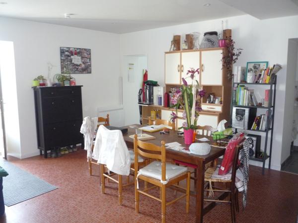 Maison
                                                                                                                                                                                                                                                                                                                        3 pièce(s)                                                                                                                                                                                                          2 chambre(s)                                                                                                                                                                                                          66  m²